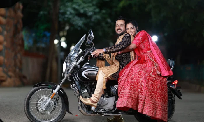 Sparkle Shine Bridal Studio